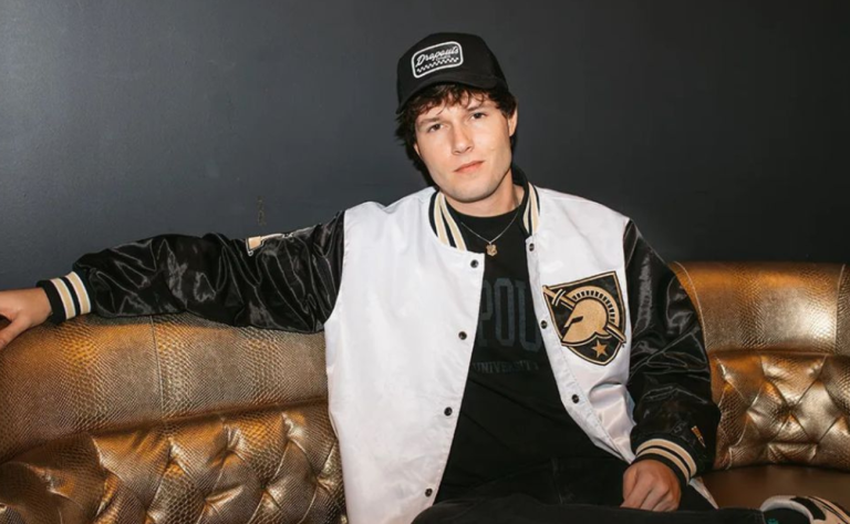 Zach Justice Biography: Age, Height, Family, Girlfriend and Net Worth